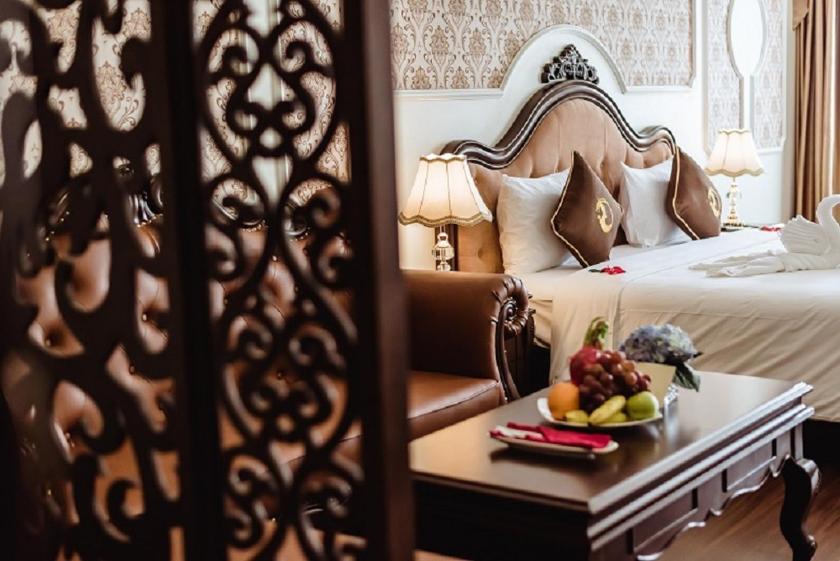 Junior Suite có giường cỡ king Junior Suite có giường cỡ king