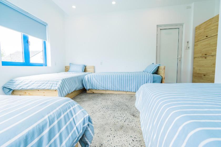 Phòng Ngủ Tập Thể 4 Giường Cho Cả Nam Và Nữ  Phòng Ngủ Tập Thể 4 Giường Cho Cả Nam Và Nữ