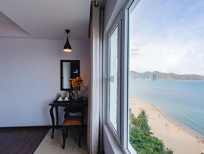 Phòng Deluxe 2 Giường Đơn Nhìn Ra Biển Phòng Deluxe 2 Giường Đơn Nhìn Ra Biển