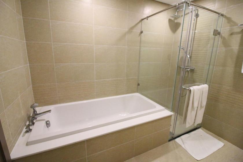 Căn Hộ 1 Phòng Ngủ Nhìn Ra Hồ Nước