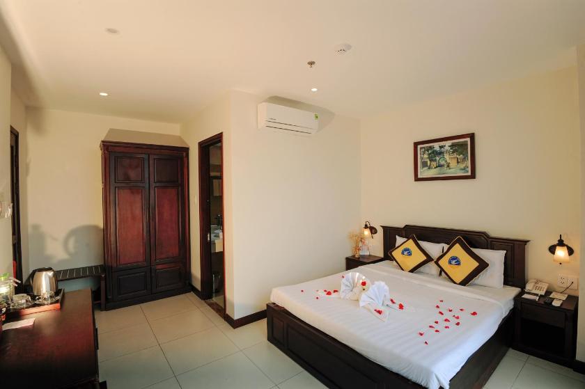 Phòng Giường Đôi Có Ban Công