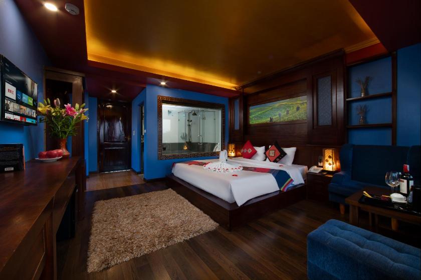 Suite Junior Nhìn Ra Cảnh Núi Non Suite Junior Nhìn Ra Cảnh Núi Non