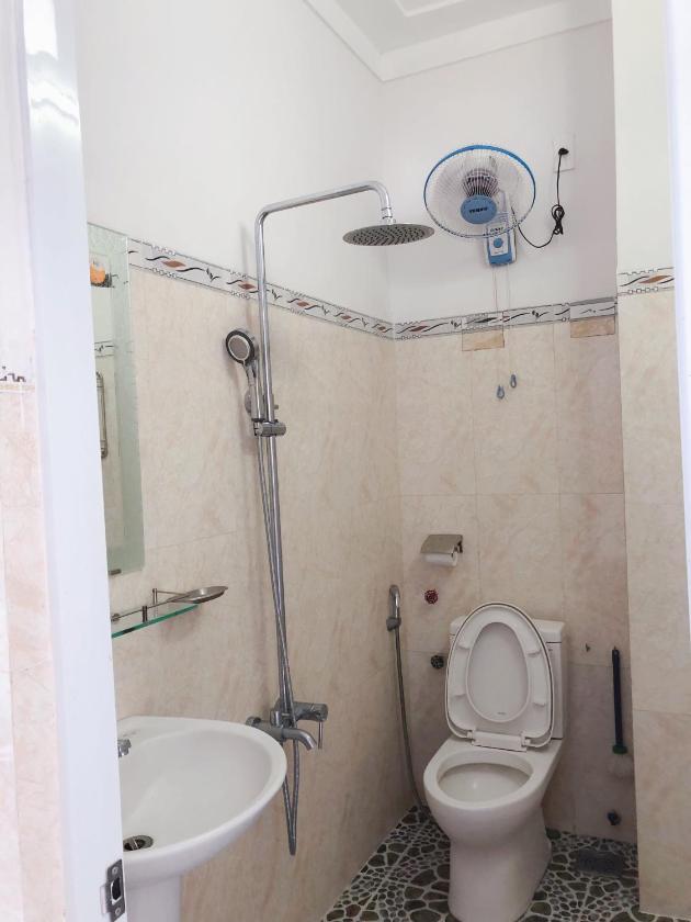 Phòng Hạng Tiết kiệm Cho 4 Người Phòng Hạng Tiết kiệm Cho 4 Người