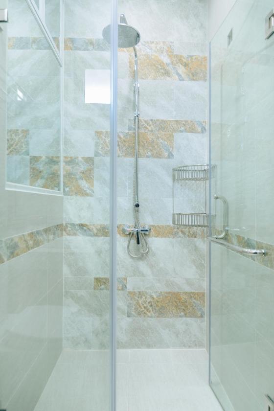 Monalisa Studio - No Window Monalisa Studio - No Window