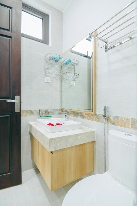 Monalisa Studio - No Window Monalisa Studio - No Window