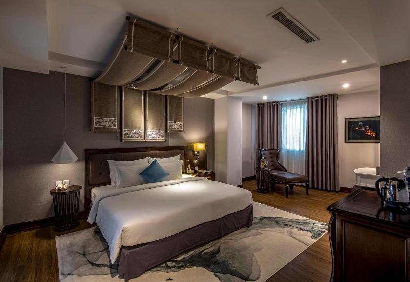 Odys Premium (Daily free Minibar & (1) time Afternoon Tea) Odys Premium (Daily free Minibar & (1) time Afternoon Tea)