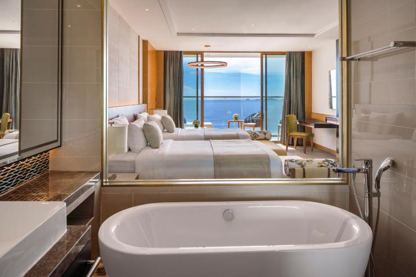 Phòng Deluxe 2 Giường Đơn Nhìn Ra Biển