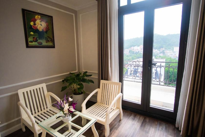 Phòng Deluxe Có Giường Cỡ King Phòng Deluxe Có Giường Cỡ King