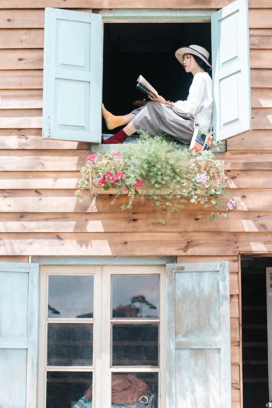 Phòng có giường cỡ King nhìn ra cảnh núi non Phòng có giường cỡ King nhìn ra cảnh núi non