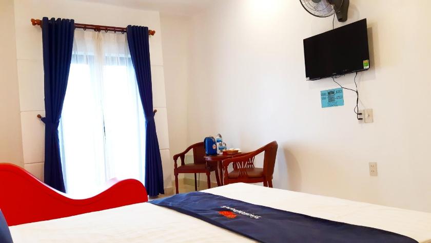 Phòng Deluxe Giường Đôi Nhìn Ra Biển Phòng Deluxe Giường Đôi Nhìn Ra Biển