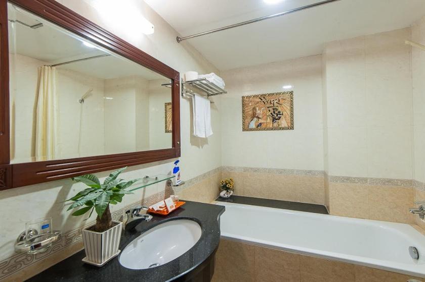 Phòng Giường Đôi/2 Giường Đơn Nhìn Ra Thành Phố