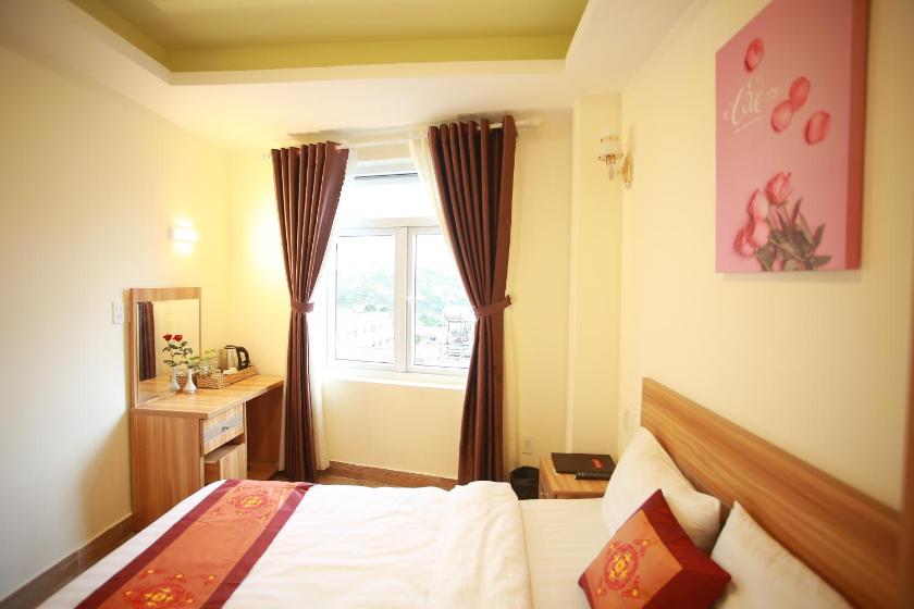 Phòng Superior Có Giường Cỡ Queen Phòng Superior Có Giường Cỡ Queen