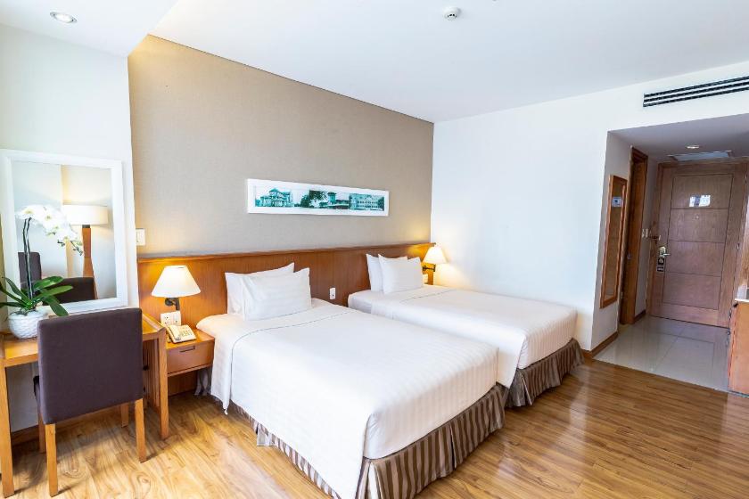 Phòng Senior Deluxe Giường Đôi