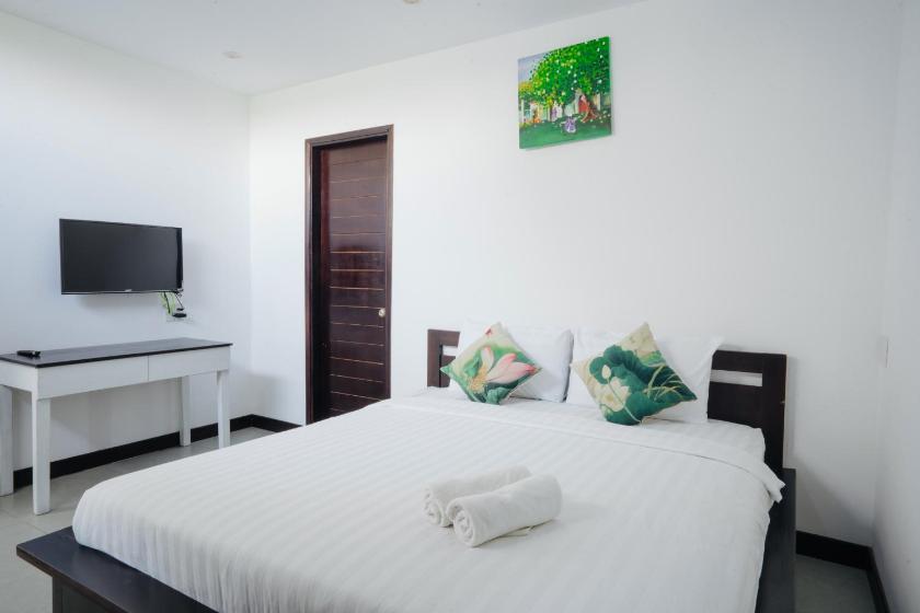 Phòng Có Giường Cỡ King Nhìn Ra Vườn Phòng Có Giường Cỡ King Nhìn Ra Vườn