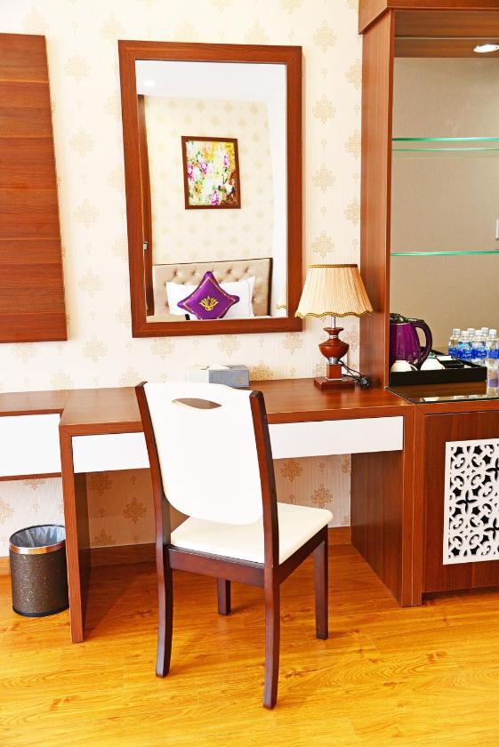 Phòng Deluxe Giường Đôi Có Ban Công Phòng Deluxe Giường Đôi Có Ban Công