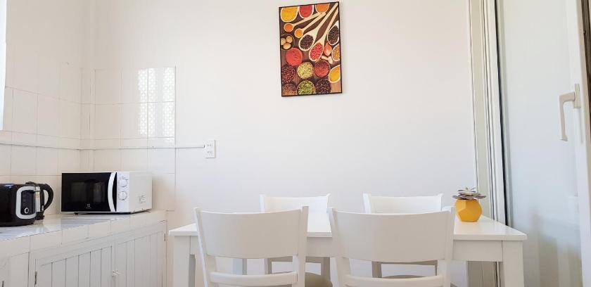 Studio Deluxe Studio Deluxe