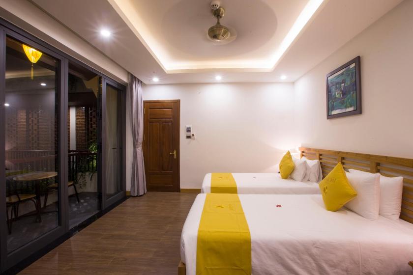 Phòng Deluxe Giường Đôi/2 Giường Đơn Nhìn Ra Hồ Bơi Phòng Deluxe Giường Đôi/2 Giường Đơn Nhìn Ra Hồ Bơi