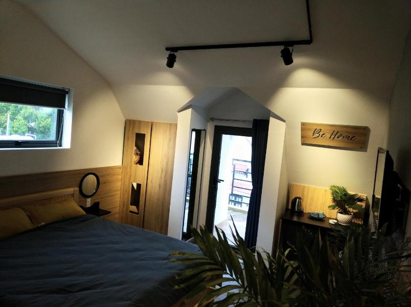 Phòng Có Giường Cỡ Queen Với Ban Công Phòng Có Giường Cỡ Queen Với Ban Công