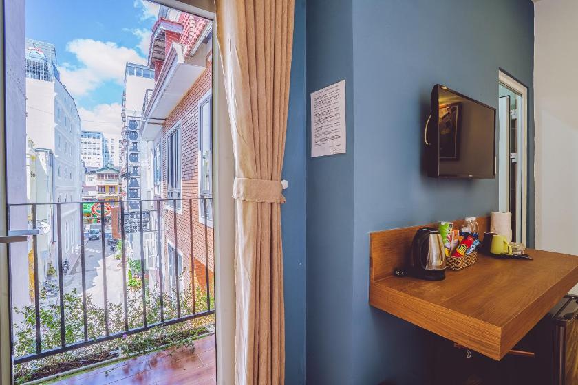 Phòng Có Giường Cỡ Queen Với Ban Công Phòng Có Giường Cỡ Queen Với Ban Công