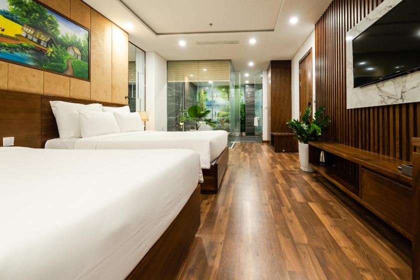 Suite Nhìn Ra Thành Phố