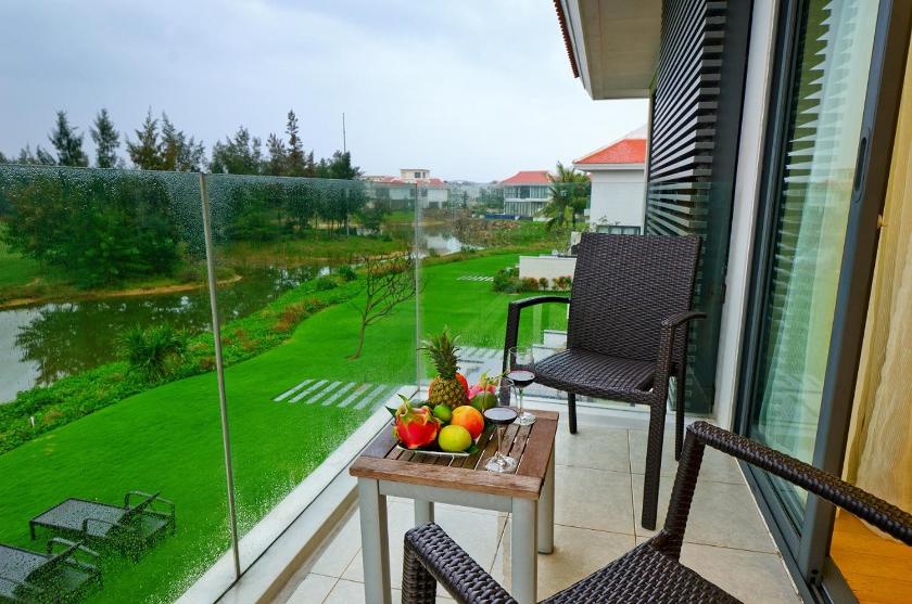 Biệt Thự 4 Phòng Ngủ Có Hồ Bơi Riêng Biệt Thự 4 Phòng Ngủ Có Hồ Bơi Riêng