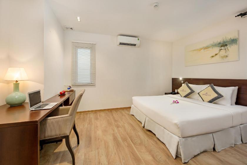 Căn Hộ Áp Mái SEN 2 Phòng Ngủ Với Phòng Xông Hơi Khô Căn Hộ Áp Mái SEN 2 Phòng Ngủ Với Phòng Xông Hơi Khô