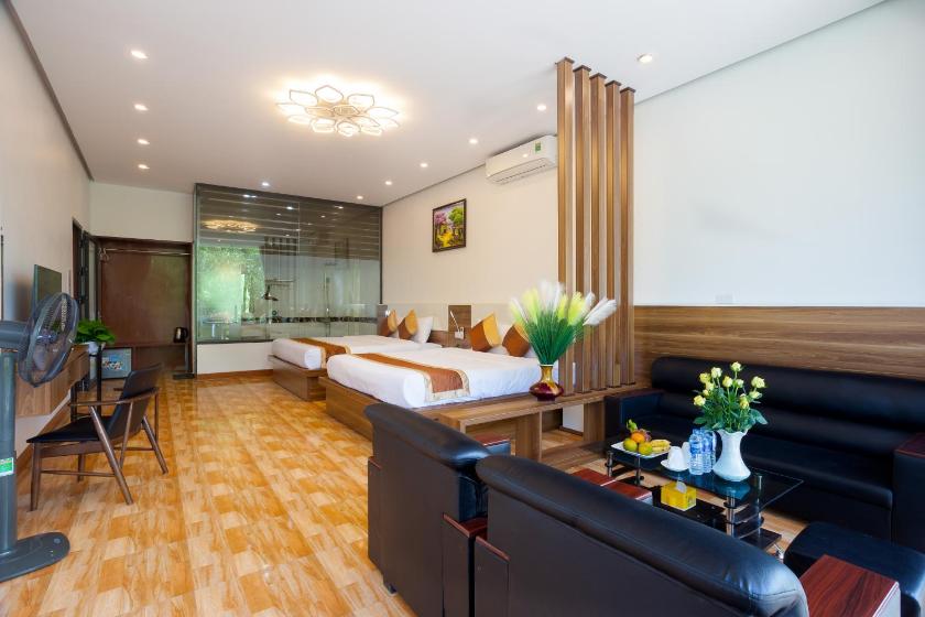 Suite Gia Đình Deluxe