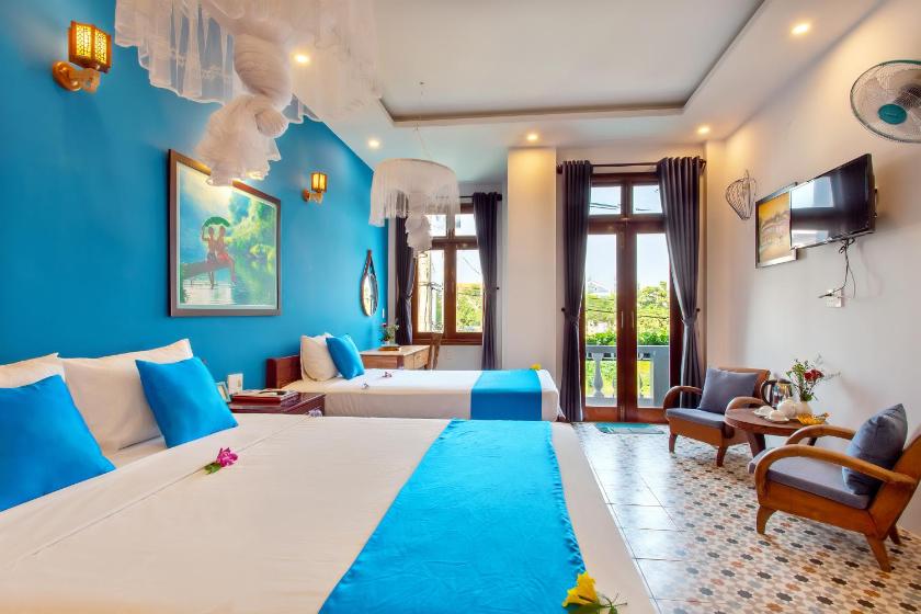 Phòng Deluxe Giường Đôi Có Ban Công Phòng Deluxe Giường Đôi Có Ban Công