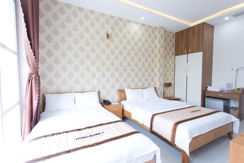 Phòng Giường Đôi Có Ban Công (3 Người Lớn) Phòng Giường Đôi Có Ban Công (3 Người Lớn)