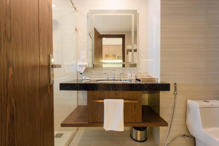 Phòng Deluxe Có 2 Giường Cỡ Queen Phòng Deluxe Có 2 Giường Cỡ Queen