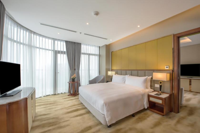 Suite Deluxe Có Giường Cỡ King - Không Hút Thuốc