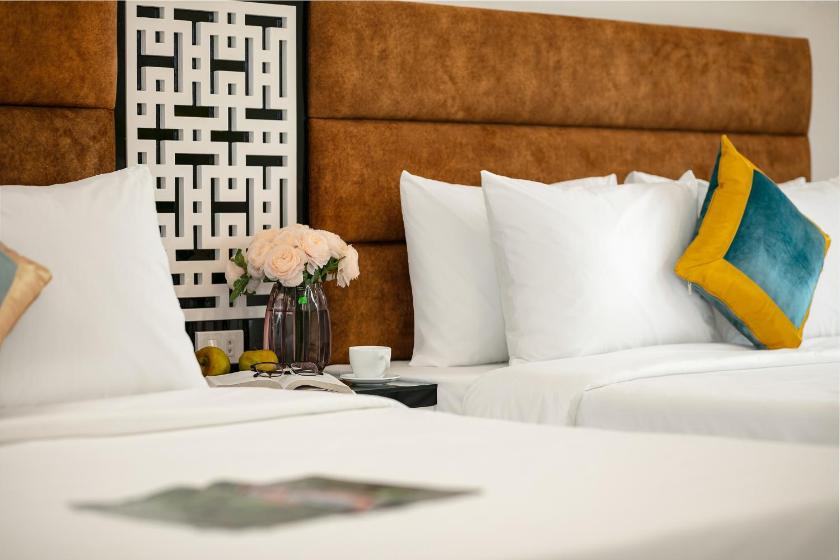 Phòng Gia Đình Cổ Có Cửa Sổ Phòng Gia Đình Cổ Có Cửa Sổ