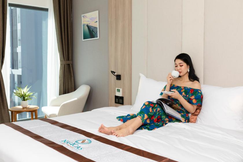 Nalicas Suite with Balcony & Partial Sea View