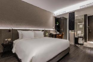 Room #471100817 Room #471100817