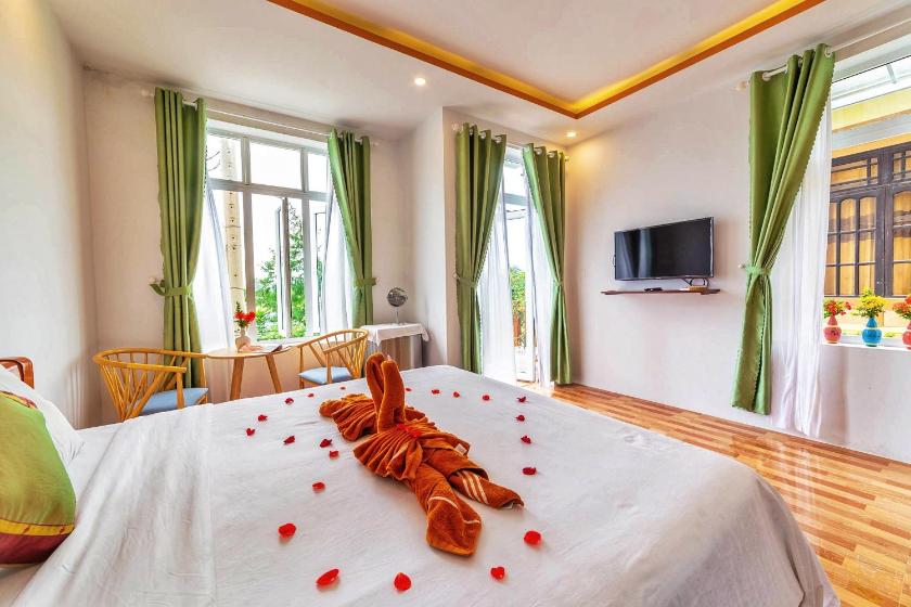 Phòng Giường Đôi Nhìn Ra Vườn Phòng Giường Đôi Nhìn Ra Vườn