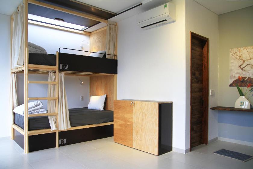 Giường trong Phòng ngủ tập thể 4 người