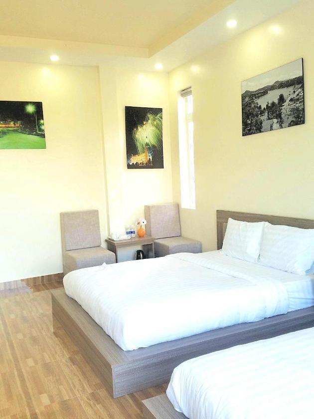 Phòng Deluxe Có 2 Giường Cỡ Queen Phòng Deluxe Có 2 Giường Cỡ Queen