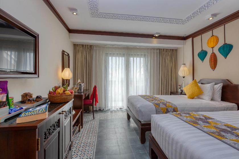 Suite Deluxe Ấm Cúng Nhìn Ra Sông