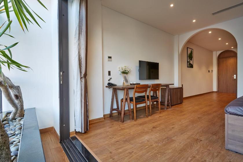 Studio Có Ban Công