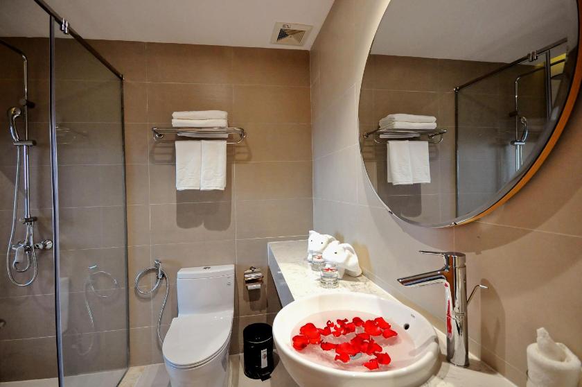 Phòng Deluxe Giường Đôi Nhìn Ra Biển Phòng Deluxe Giường Đôi Nhìn Ra Biển