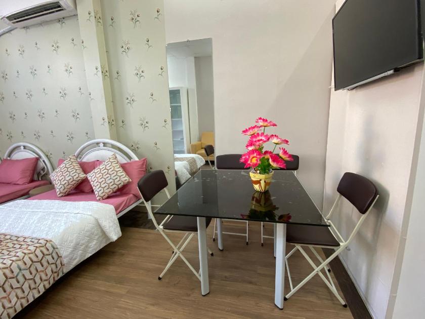 Phòng 3 Người Hạng Tiết Kiệm Với Phòng Tắm Chung Phòng 3 Người Hạng Tiết Kiệm Với Phòng Tắm Chung