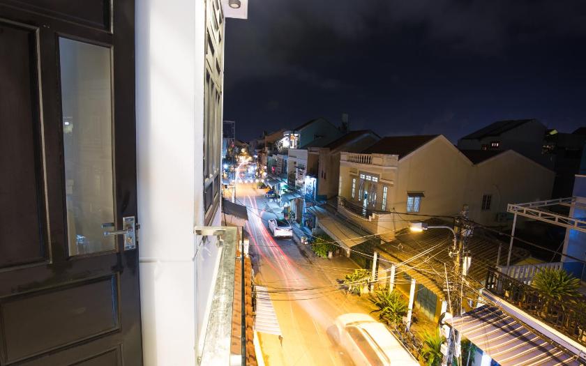 Phòng Gia Đình Có Ban Công Phòng Gia Đình Có Ban Công