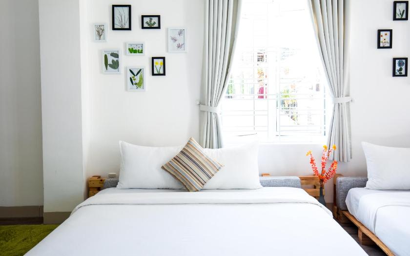 Phòng Gia Đình Có Ban Công Phòng Gia Đình Có Ban Công