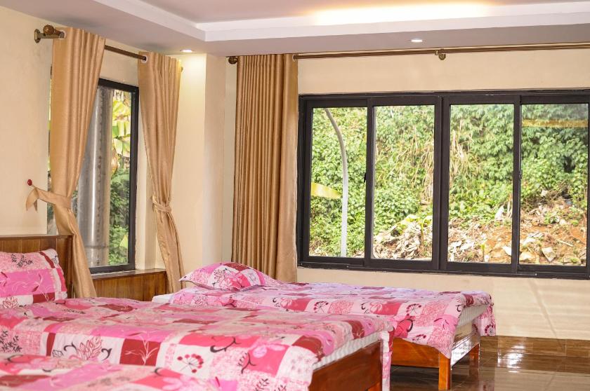 Phòng Gia Đình Có Ban Công Phòng Gia Đình Có Ban Công