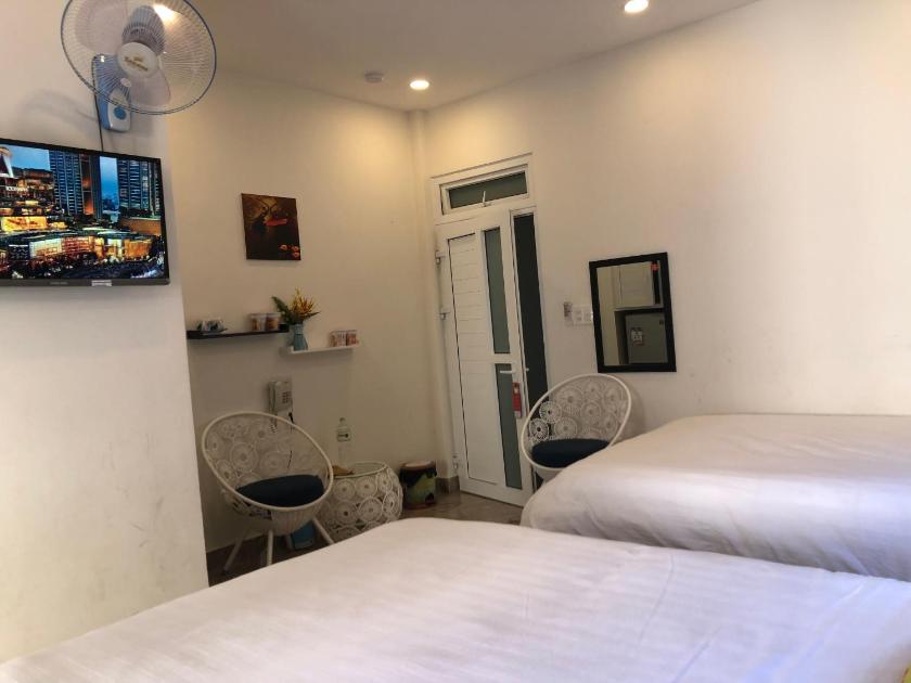 Phòng gia đình với phòng tắm riêng. Phòng gia đình với phòng tắm riêng.