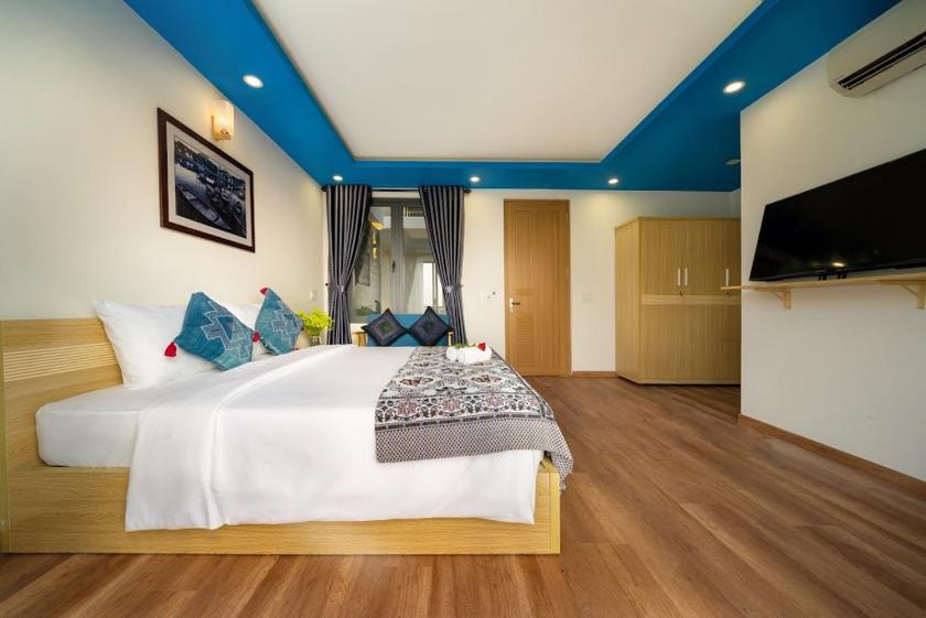 Phòng Deluxe Giường Đôi Có Ban Công Phòng Deluxe Giường Đôi Có Ban Công