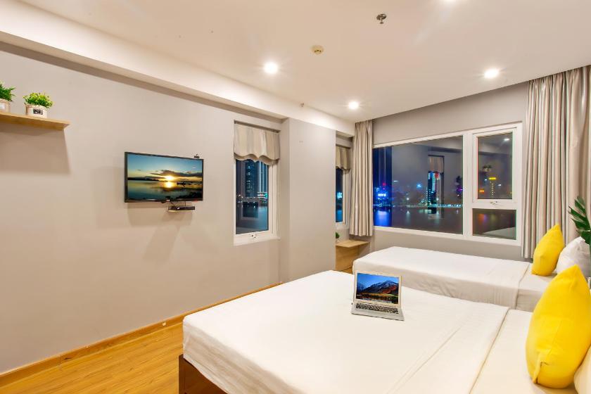 Phòng Deluxe cho 3 Người Phòng Deluxe cho 3 Người