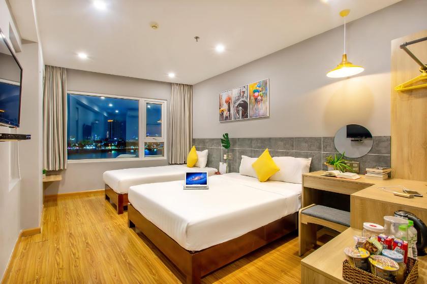 Phòng Deluxe cho 3 Người Phòng Deluxe cho 3 Người