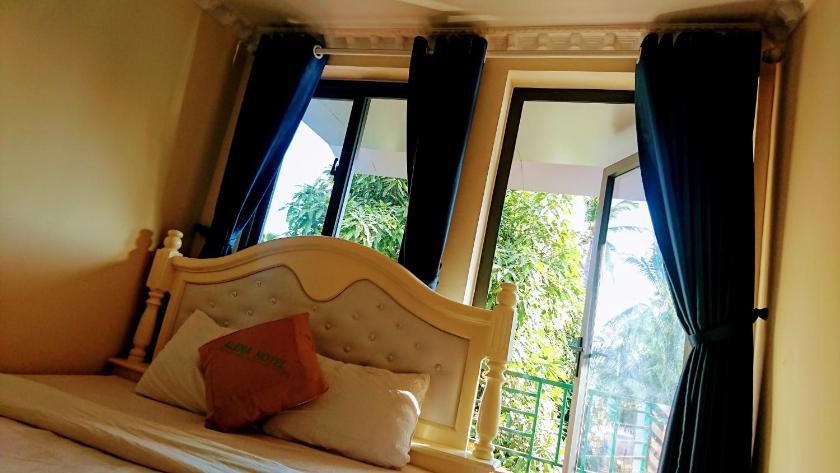 Phòng Ngủ Tập Thể 4 Giường Cho Cả Nam Và Nữ 