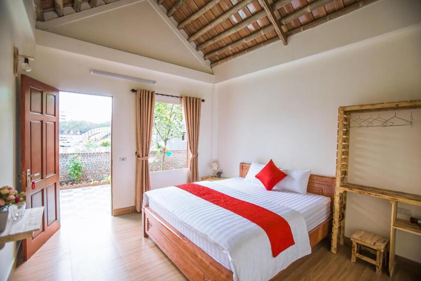 Phòng Giường Đôi Nhìn Ra Hồ Nước Phòng Giường Đôi Nhìn Ra Hồ Nước